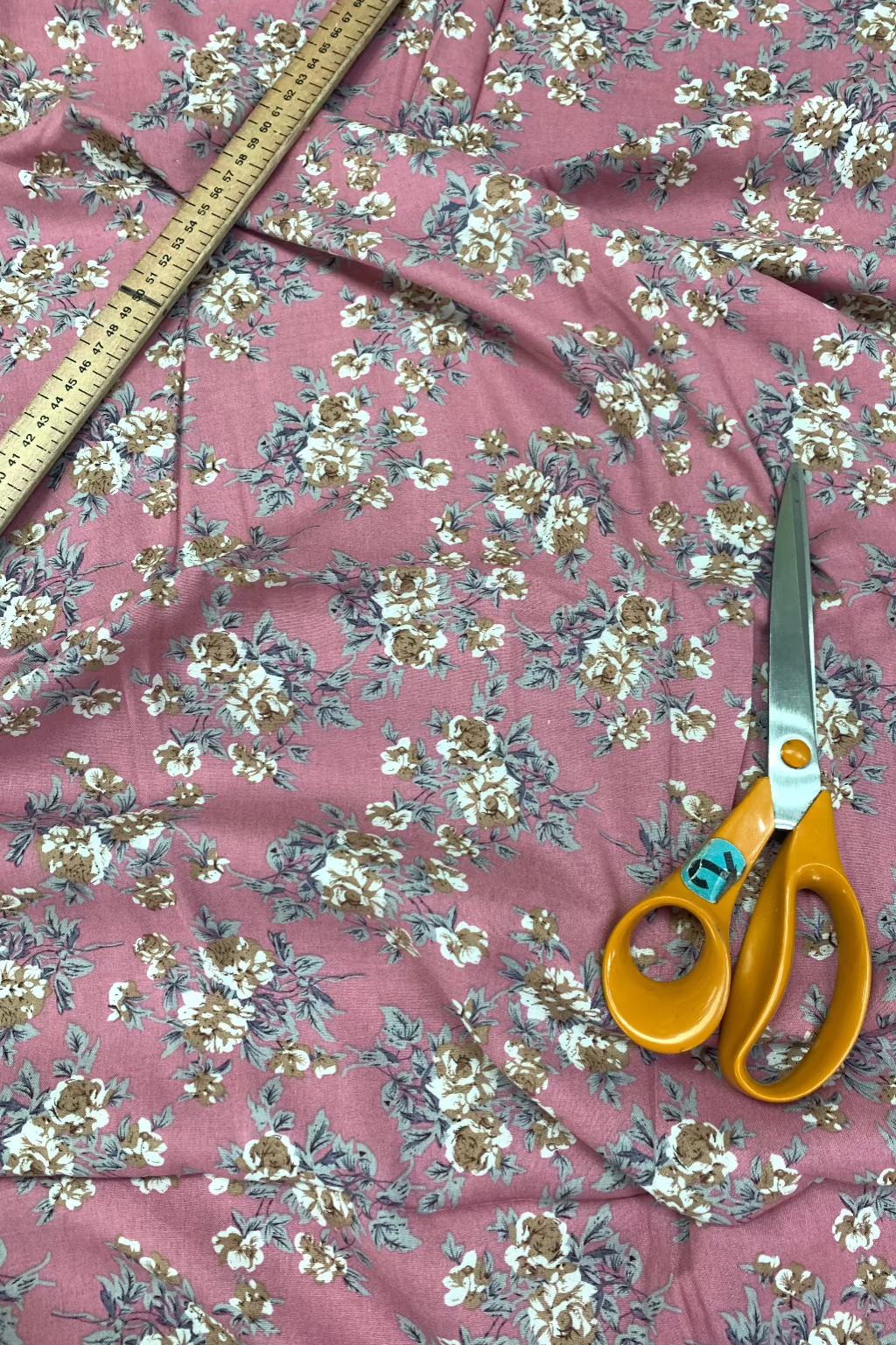 Quality Printed Loose Viscose Dress Fabric 4 Metres