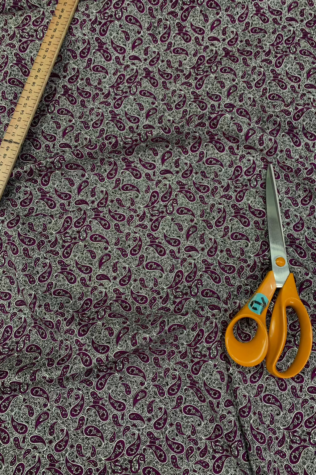 Quality Printed Loose Viscose Dress Fabric 4 Metres