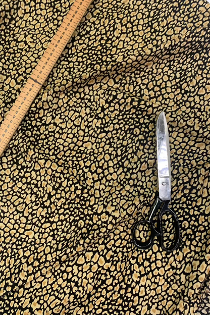 Printed Loose Viscose Dress Fabric 4 Metres