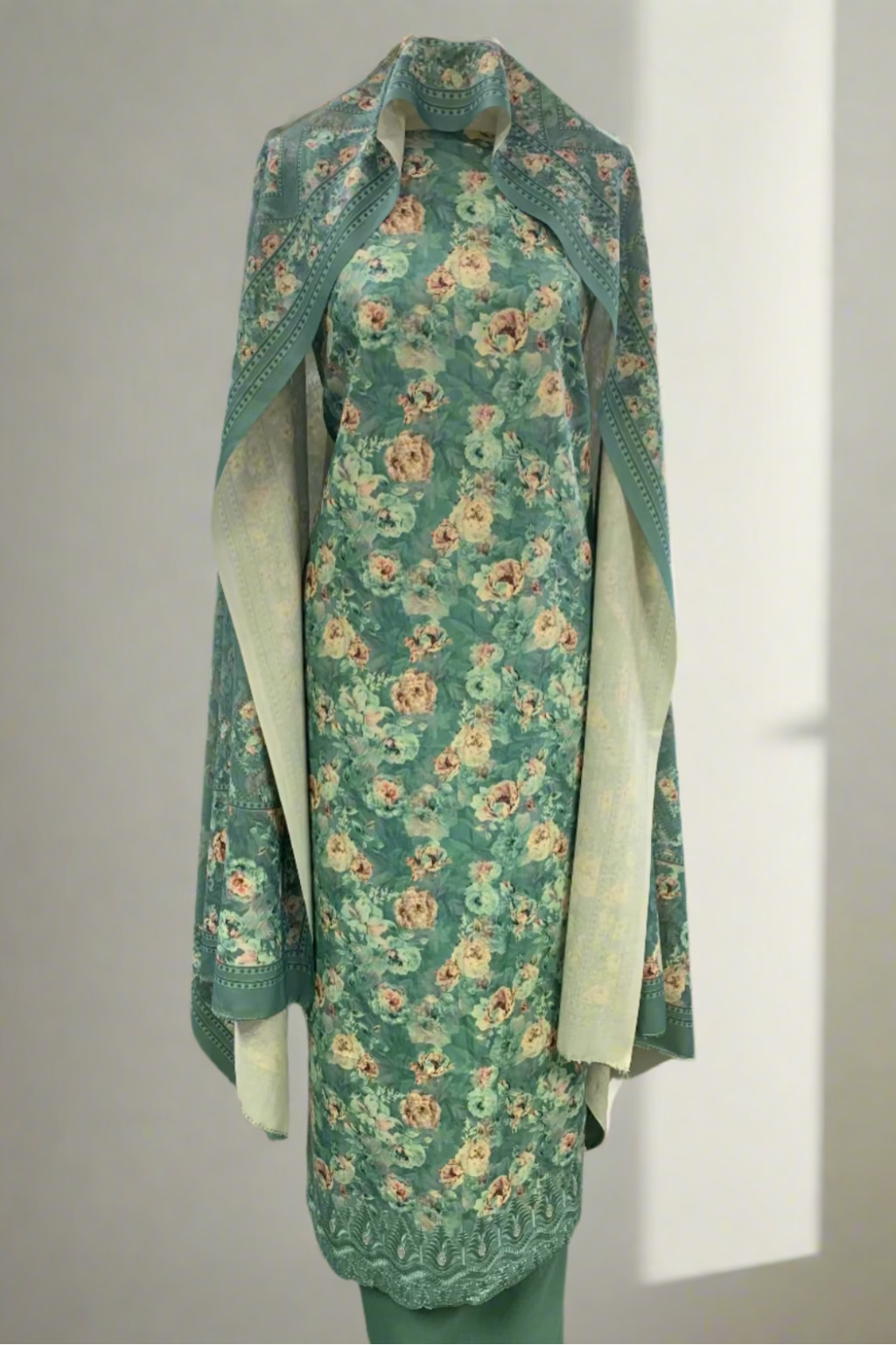 149 Flower Print 3pc Warm Alpine Unstitched Suit with Embroidery Border
