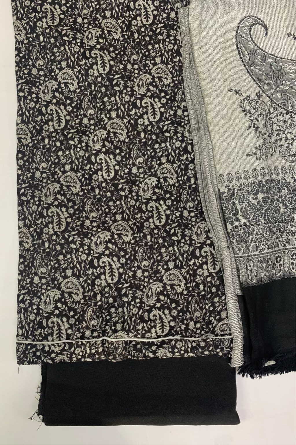 178 Monochrome Printed 3pc Warm Alpine Unstitched Suit