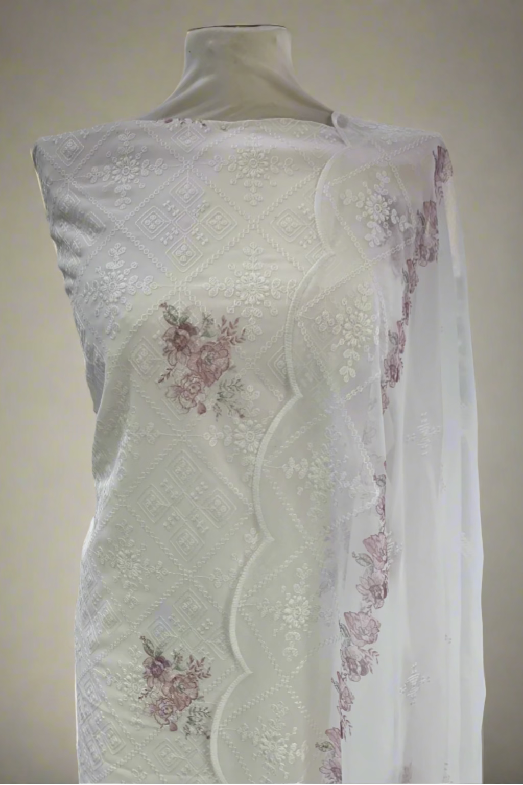 709 Embroidery Floral Print 4pc Unstitched Georgette Suit