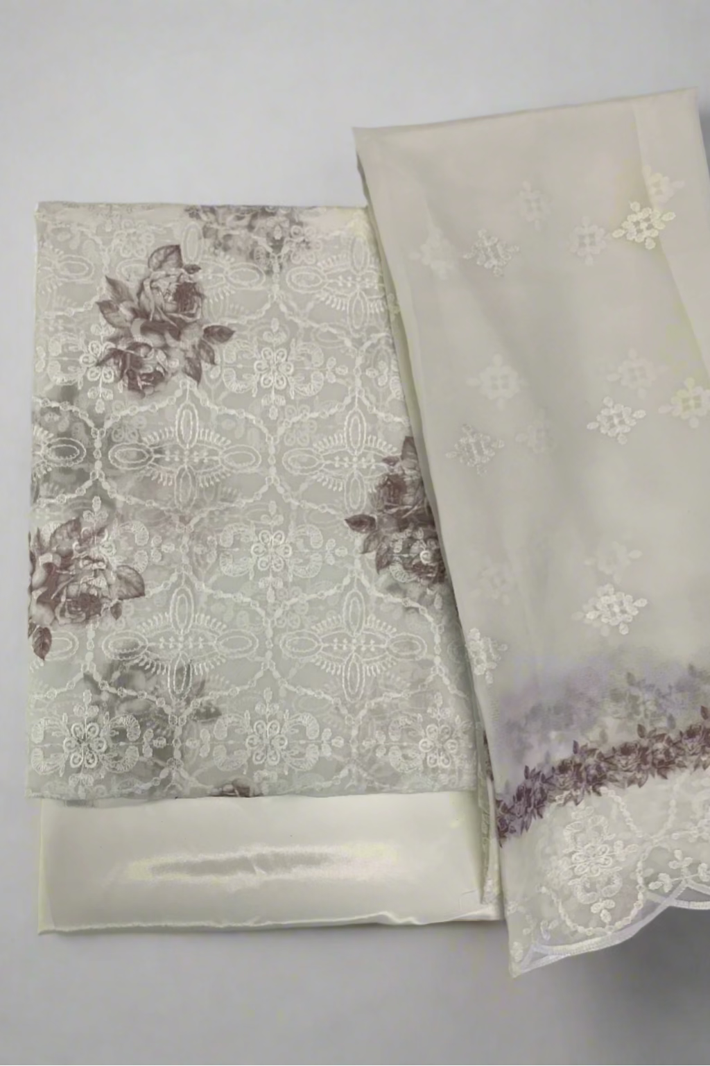 711 Embroidery Floral Print 4pc Unstitched Georgette Suit