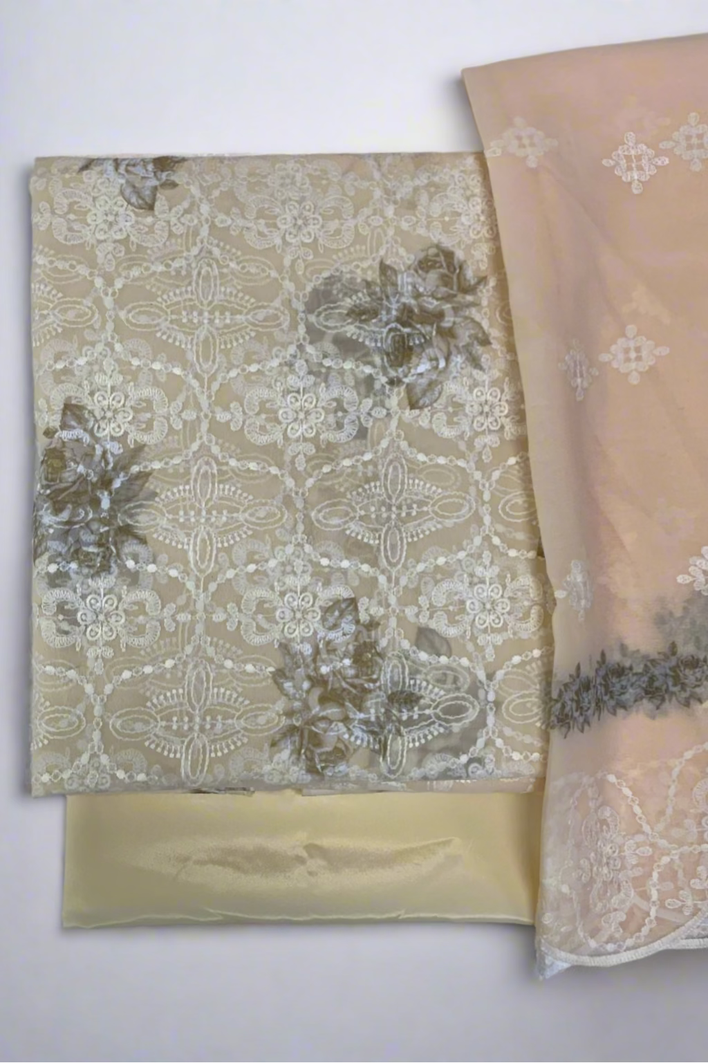711 Embroidery Floral Print 4pc Unstitched Georgette Suit