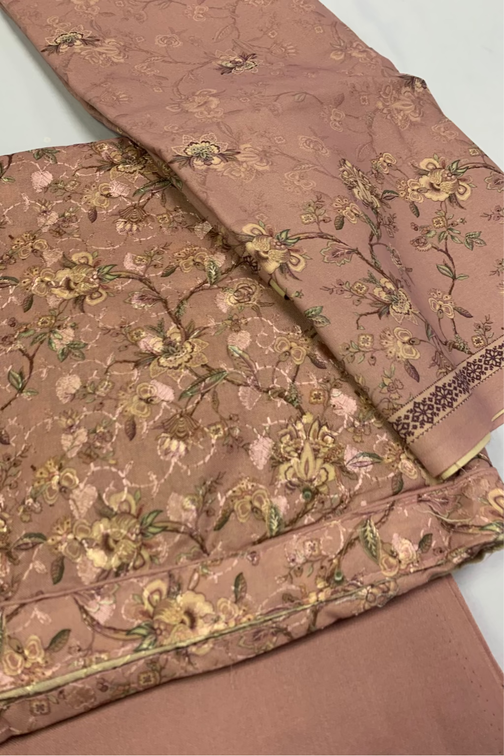 163 Flower Print Embroidered 3pc Warm Alpine Unstitched Suit