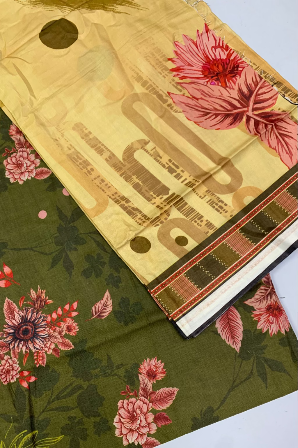 D173 Floral Full Print 3pc Unstitched Cotton Suit