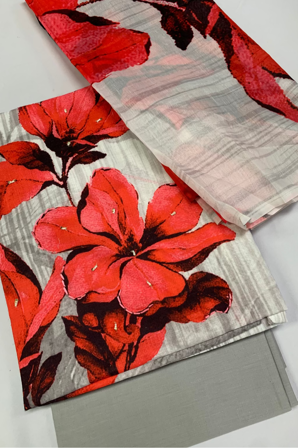 VOGUE Large Floral Print 3pc Unstitched Cotton Suit