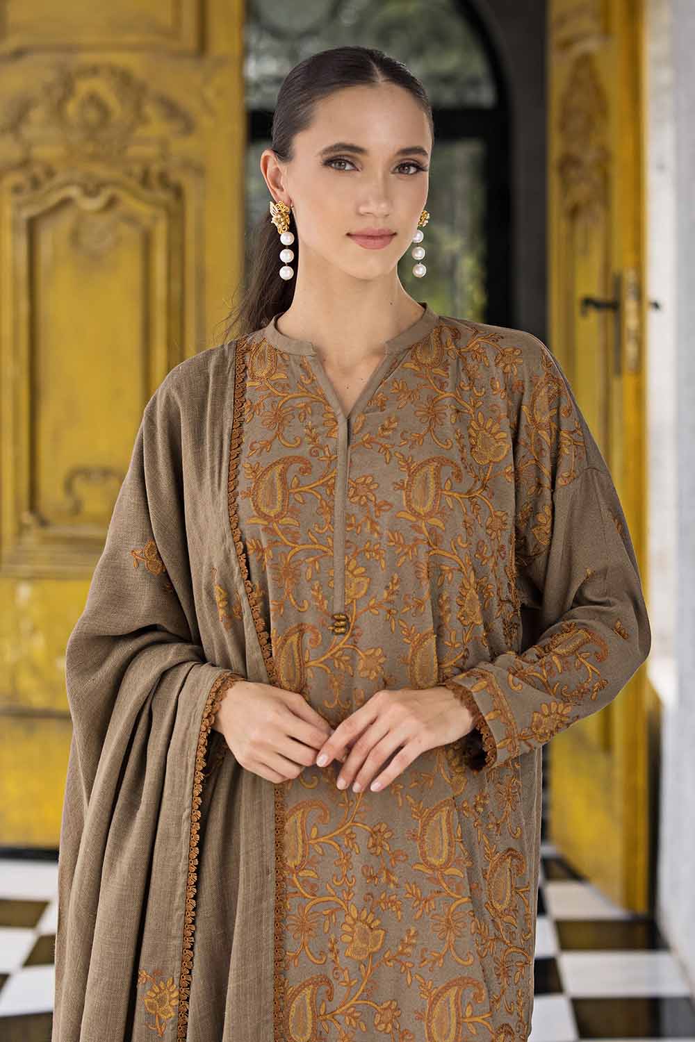 Unstitched Embroidered Pashmina Shawl Salwar Kameez Suit Gul Ahmed AP-32043