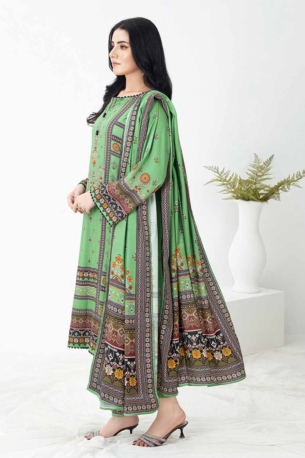 Unstitched Printed Cotail Salwar Kameez Suit Gul Ahmed WNS-32255 B