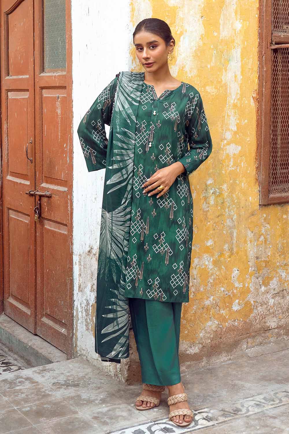 Unstitched Printed Linen Suit Salwar Kameez Gul Ahmed LT-32013 A